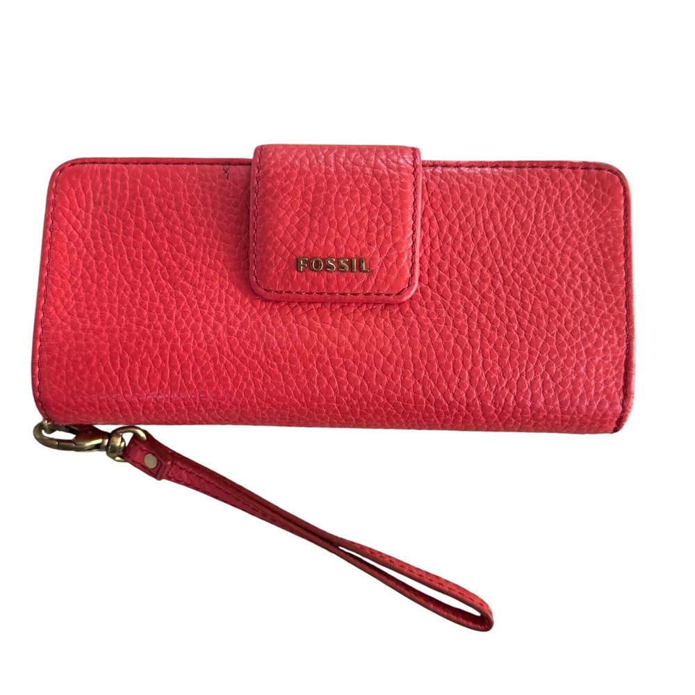 Fossil Sydney Tab Wallet, Claret Red One Size gently used genuine leather clutch